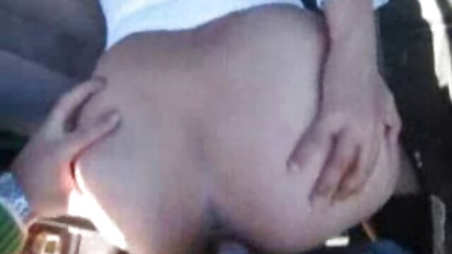 HD :  Tre kåte lesbiske babes ting hull med fingrene og leker Videoklipp 