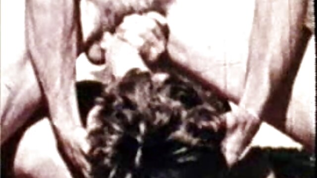 HD :  Europeiske jenter å ha en ekkel økt hjemme Videoklipp 