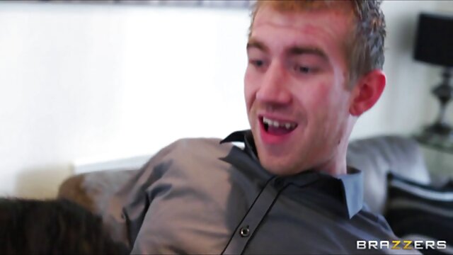 HD : Fyren ansetter en eskorte jente og fucks henne filming på spy briller Videoklipp