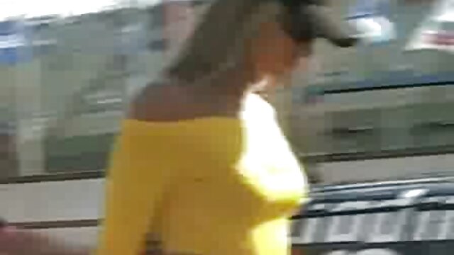 HD :  Varme forverrer Anya Olsen ' s seksuell lyst og hun sprer bena Videoklipp 
