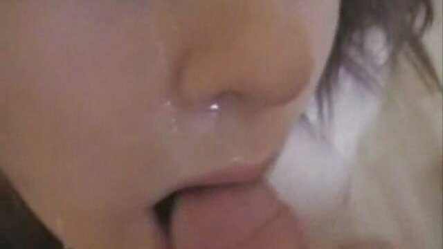 HD :  Brunette teen girl Dillion Harper riding en fantastisk kuk hjemme Videoklipp 